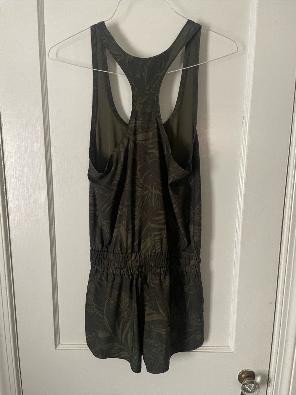 Vuori clementine racerback oregano rainforest romper Sz XS - Picture 5 of 5